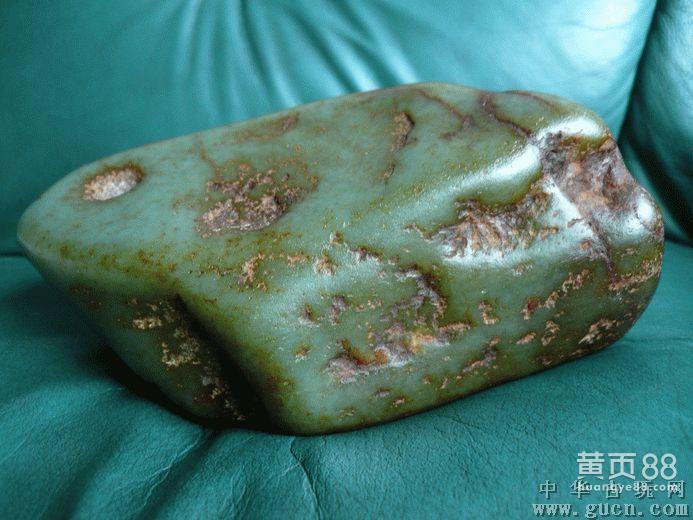 BJL平台_发财树价格多少钱一棵？发财树养殖禁忌有哪些？