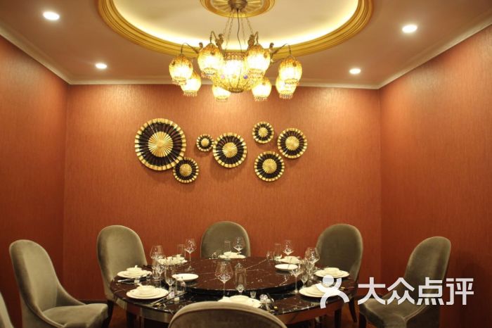 BJL平台集团_实力选手肯尼·伯顿: 曾经参加NBL联赛,表现出色(图2) BJL平台集团